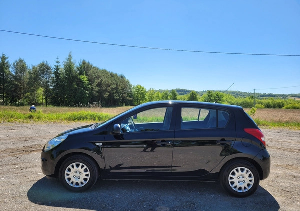 Hyundai i20 cena 17900 przebieg: 79000, rok produkcji 2010 z Kcynia małe 254